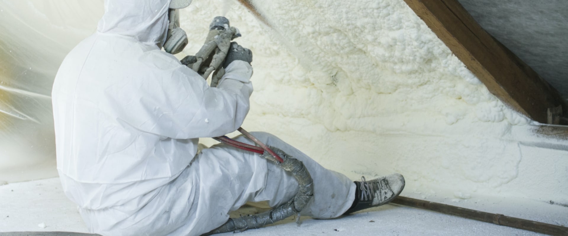 How Spray Foam Insulation Can Help Your Home's Air Conditioning System in Humid Climates